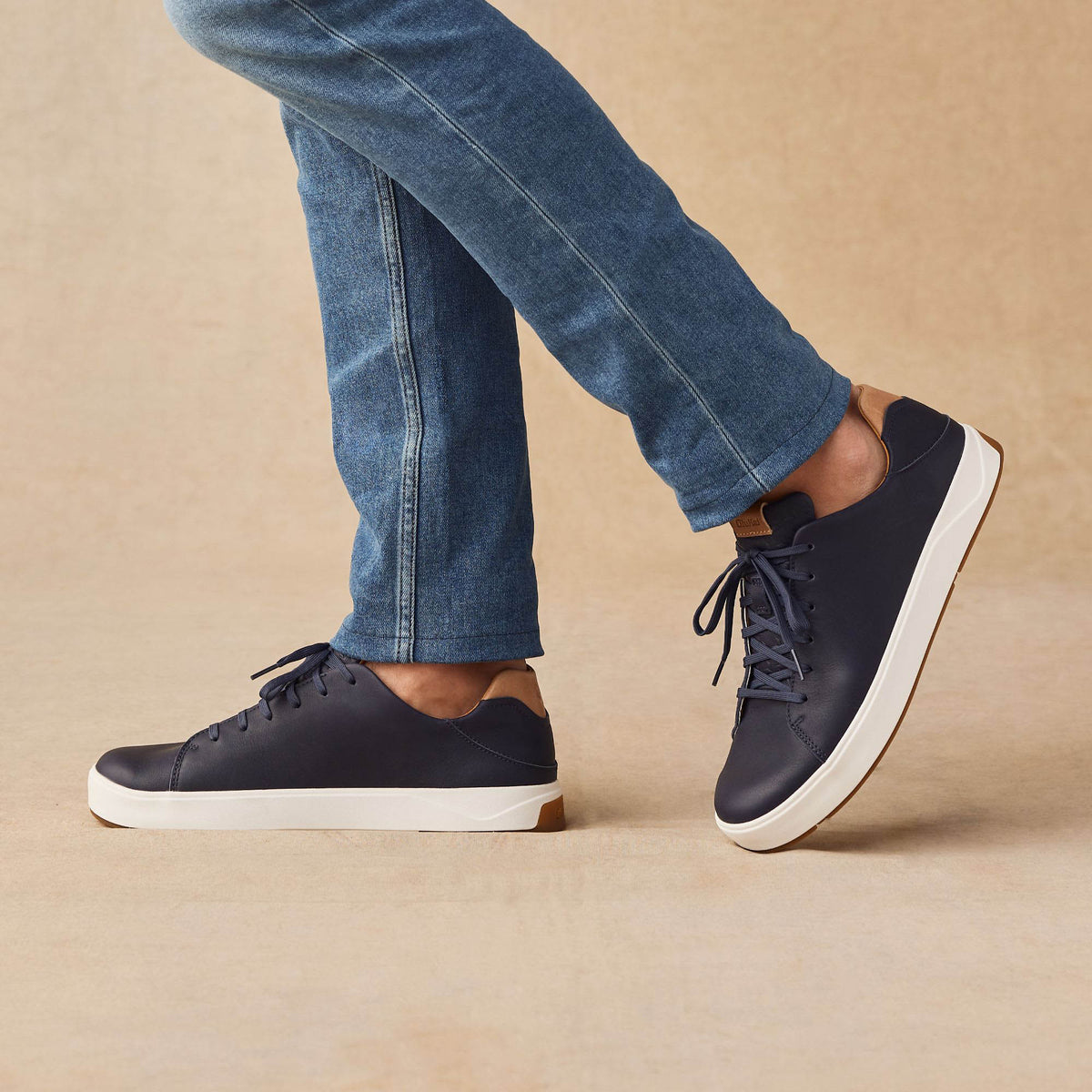 OluKai Lae‘ahi Lī ‘Ili Men's Leather Sneakers - Men