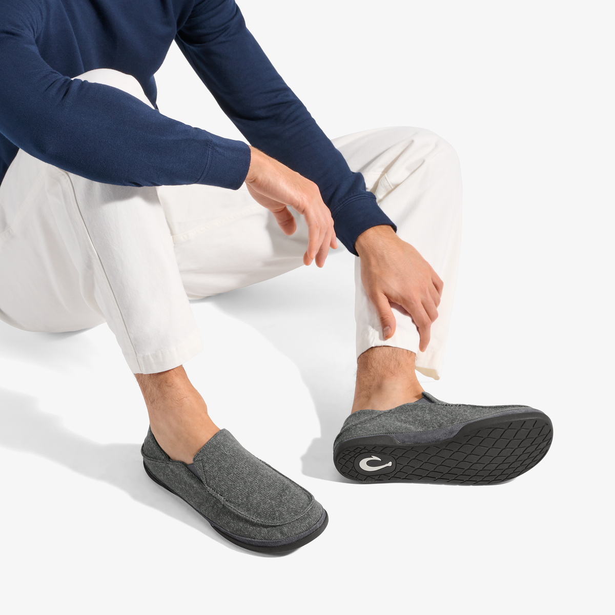OluKai Moloā Hulu Men's Lightweight Slippers - Men