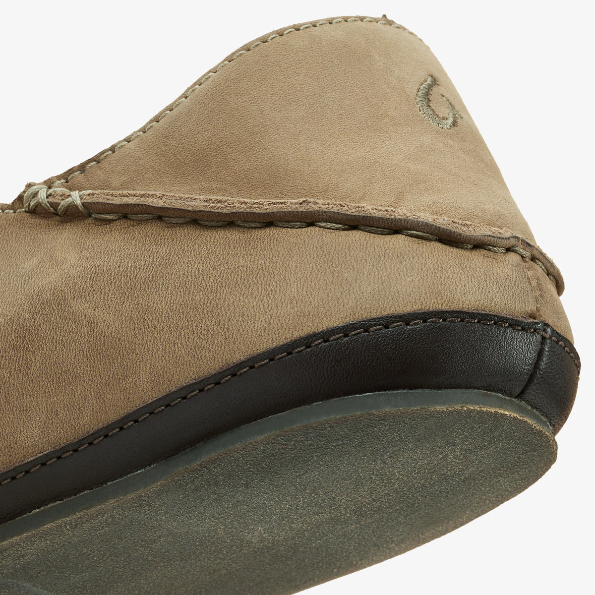 OluKai Moloā Slipper - Men