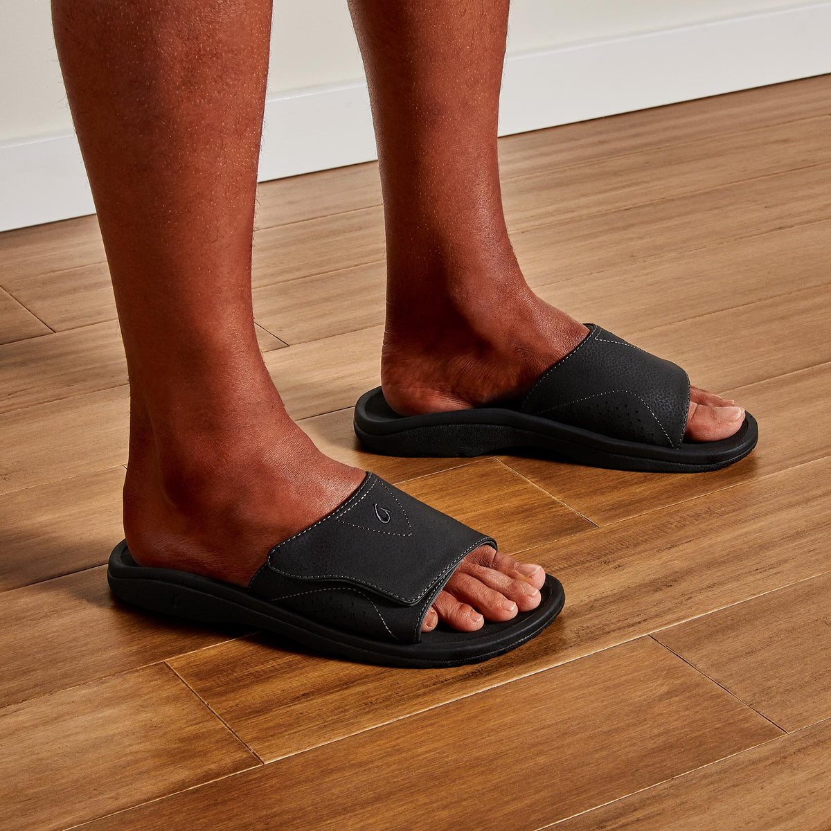 OluKai Nalu Slide Men's Beach Slide Sandals - Men