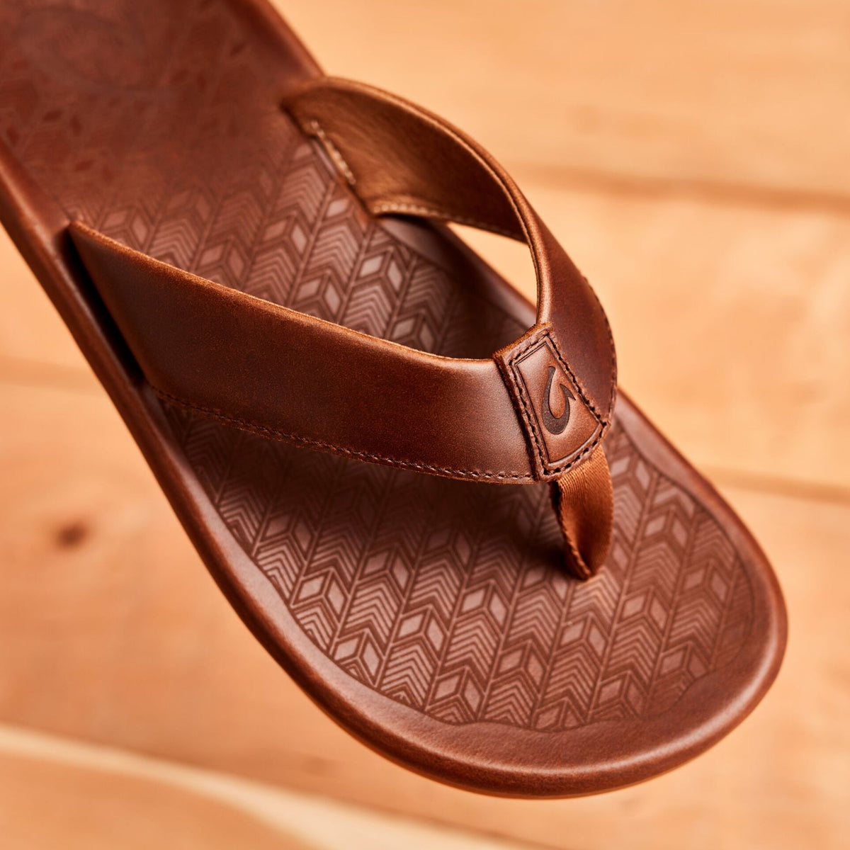 OluKai ‘Ilikai Men‘s Leather Sandals - Men