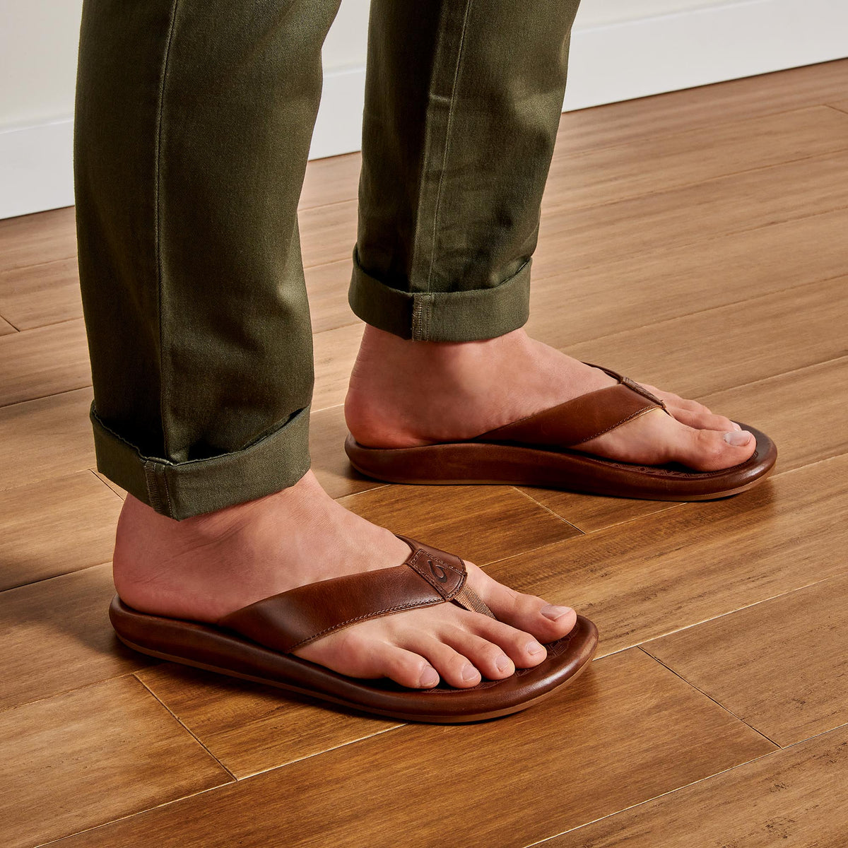 OluKai ‘Ilikai Men‘s Leather Sandals - Men