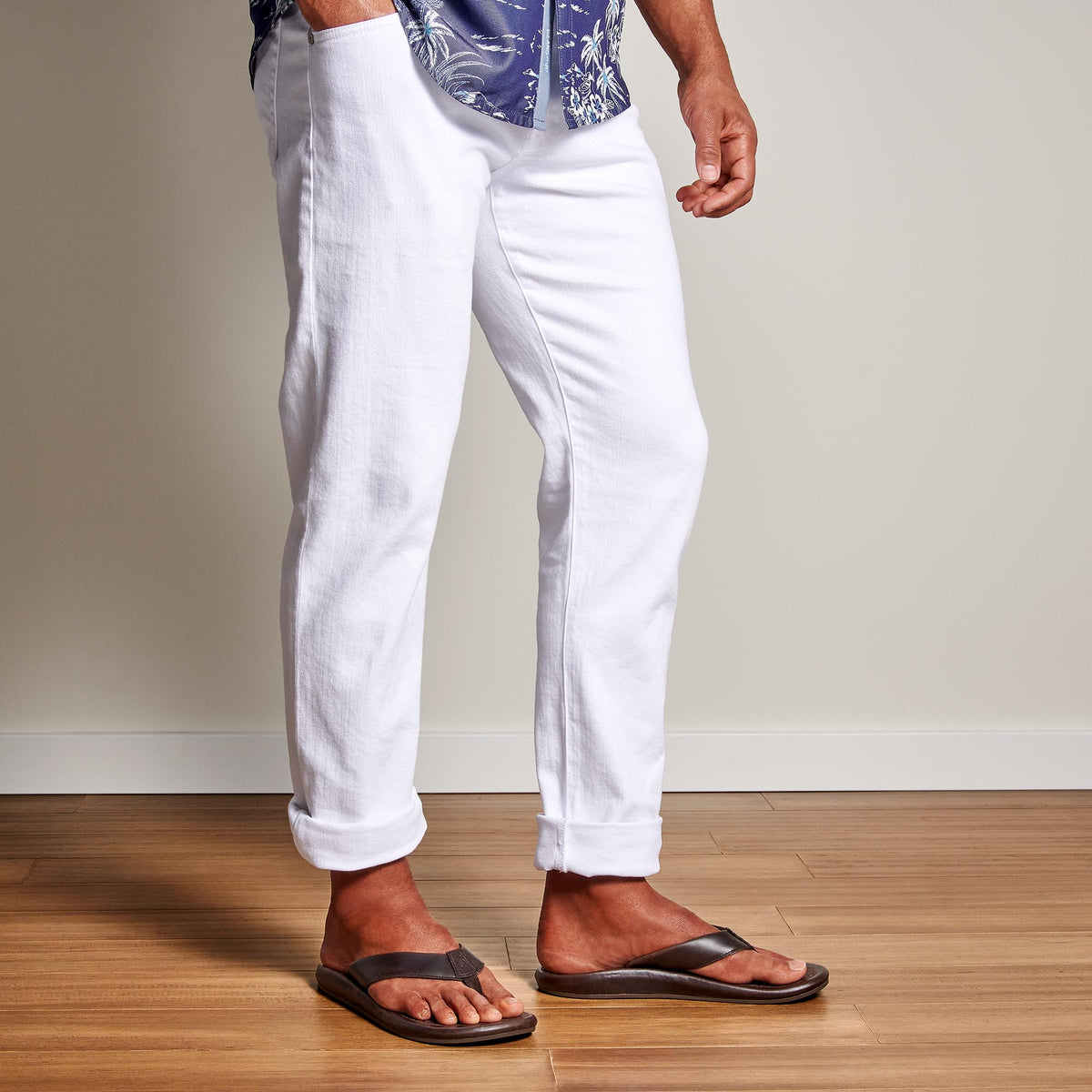 OluKai ‘Ilikai Men‘s Leather Beach Sandals - Men