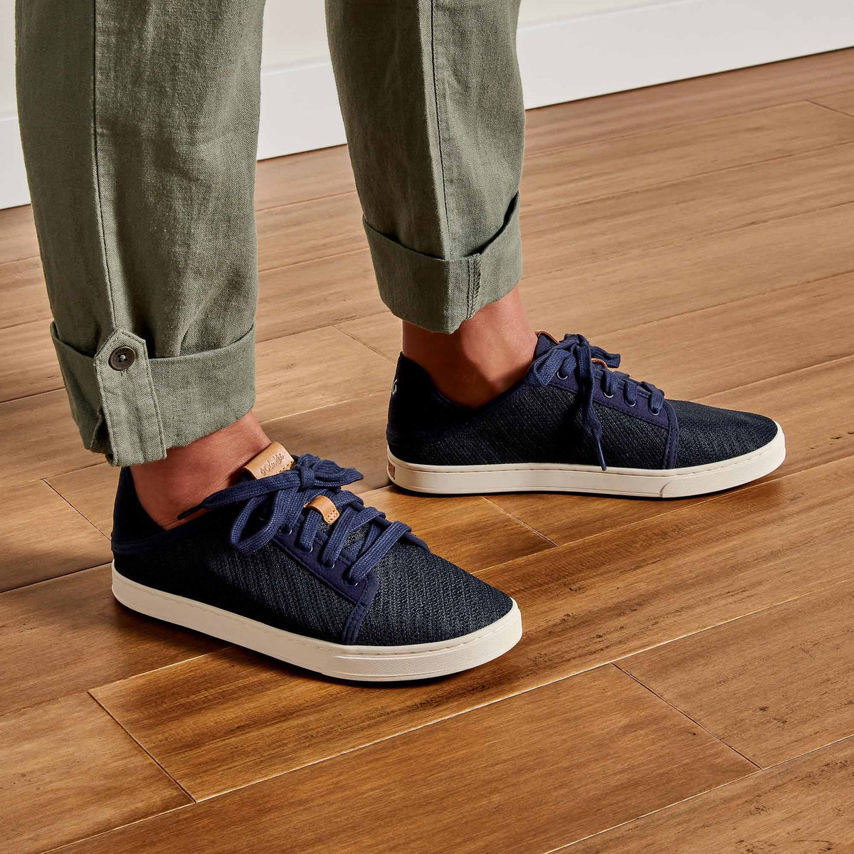 OluKai Pehuea Lī Women's Sneakers - Women