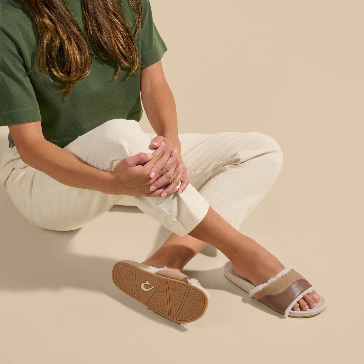 OluKai Hō‘ala Slide Women’s Slide Slipper Sandals - Women