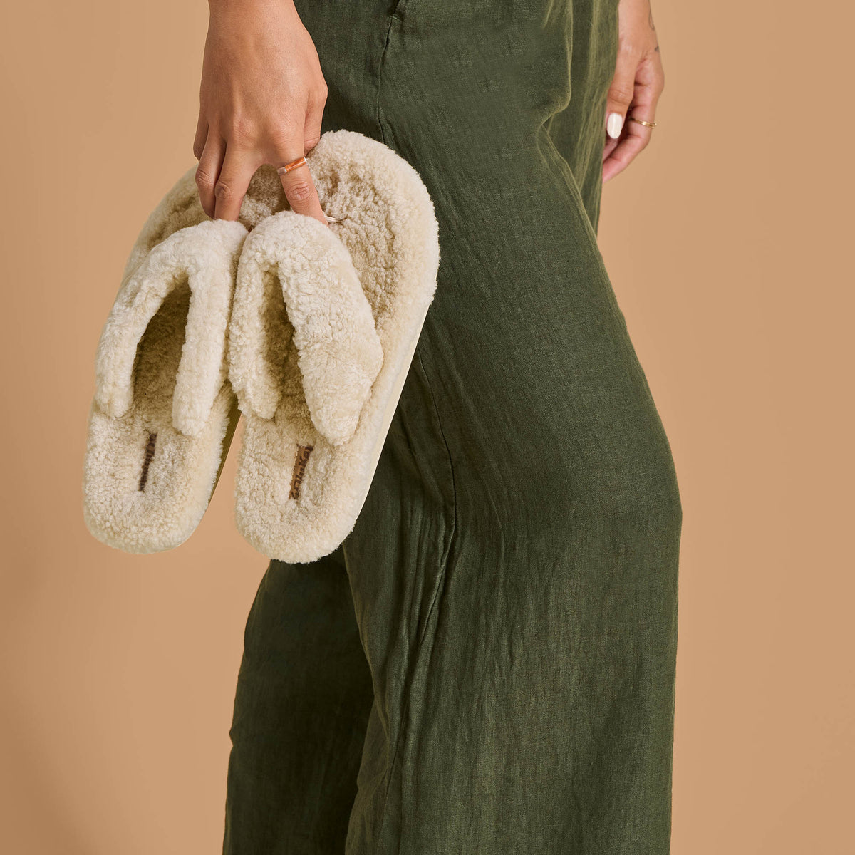 OluKai Kīpe'a Heu Women‘s Flip Flop Slippers - Women